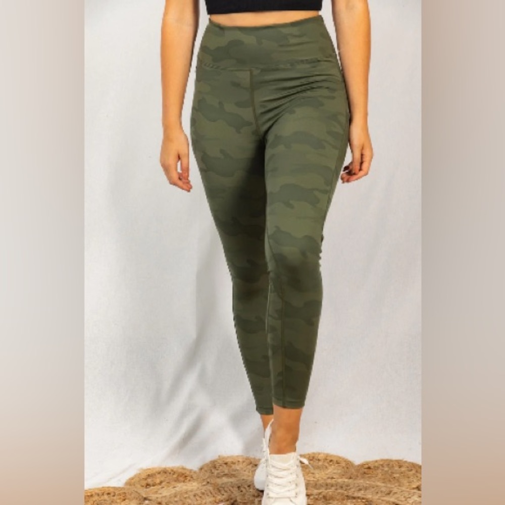 White Birch Green Camo Leggings medium
